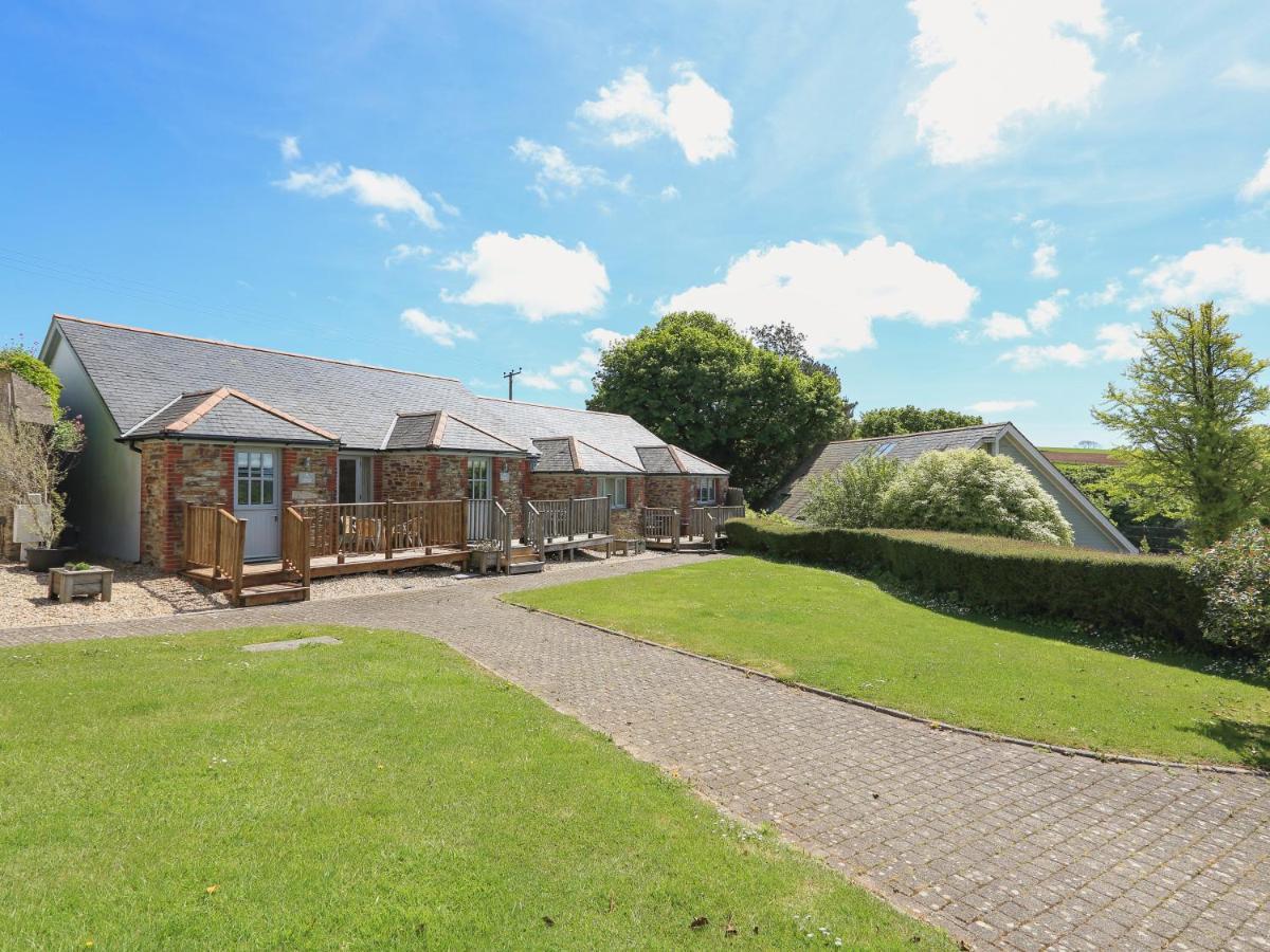 Keepers Lodge, Hillfield Village Dartmouth Exterior photo